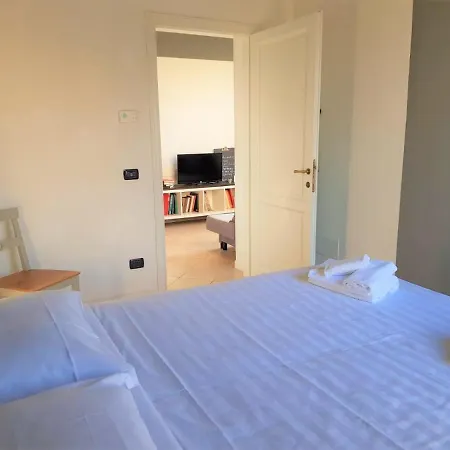 Luna - Sweet Dreams In Apartment Florence